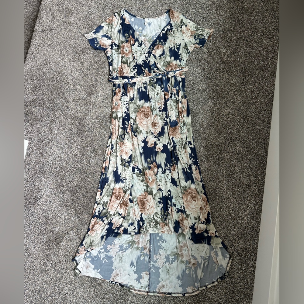 MATERNITY Dress